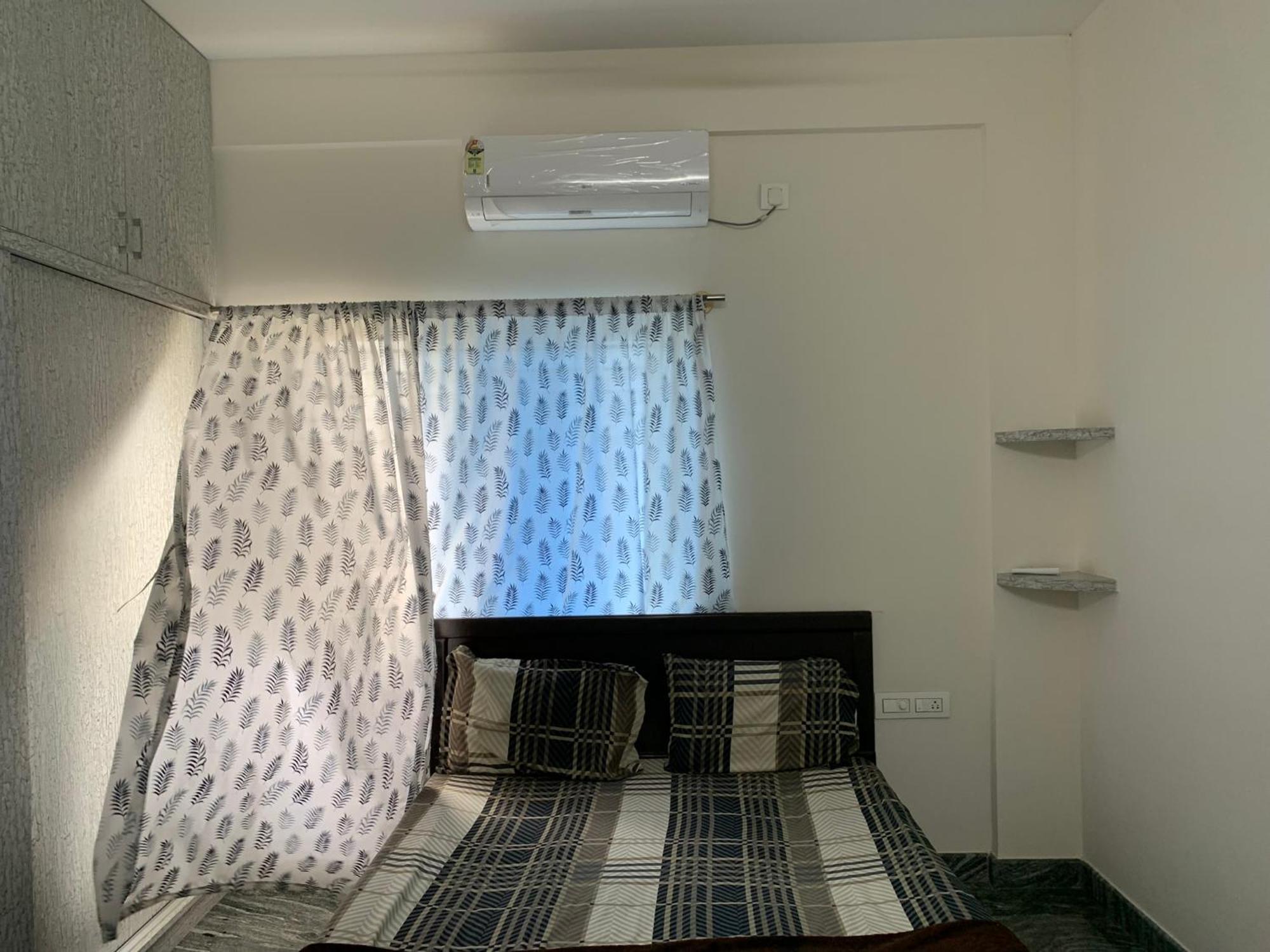 Sagar Niwas-1Bhk And 2Bhk Short Stay Flats - Nh Hcl Ec Bommasandra Bangalore Buitenkant foto